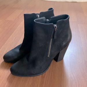 Michael Kors black leather ankle boots US size 9.5